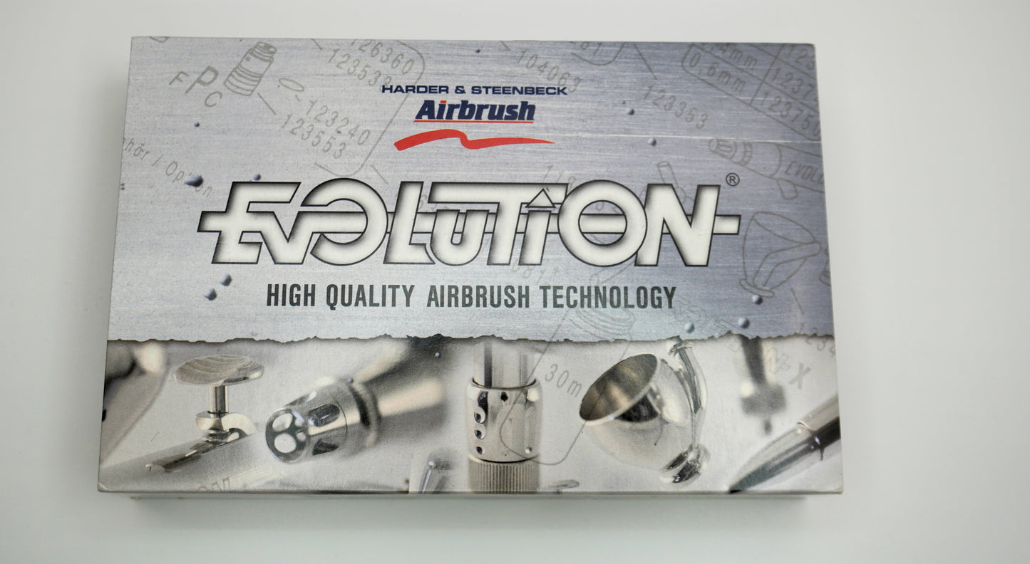 Harder and Steenbeck EVOLUTION TWO IN ONE BY VALLEJO Nozzle Set 0.2+0.4mm cup 2+5ml