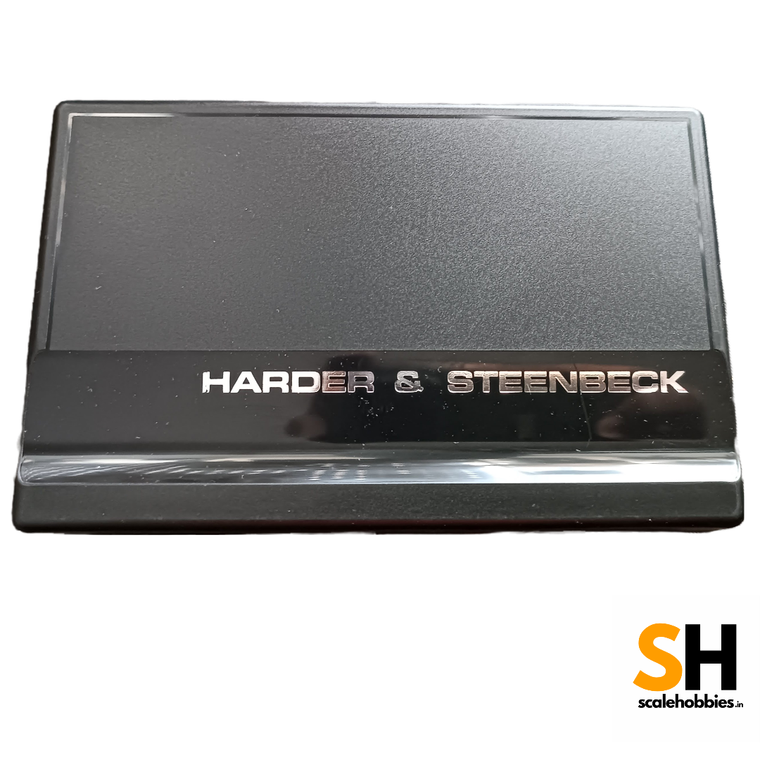 Harder & Steenbeck Ultra Airbrush by Vallejo with 0.2mm Nozzle - 135503