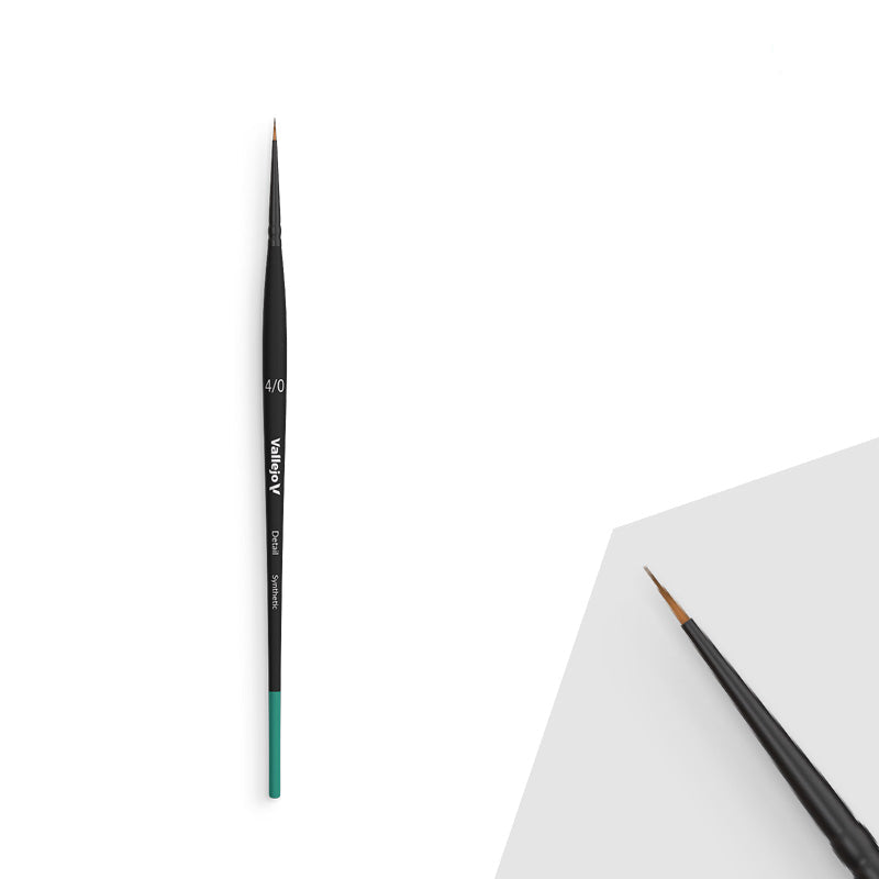 B02004 Vallejo Detail Brushes - Round Synthetic Brush No. 4